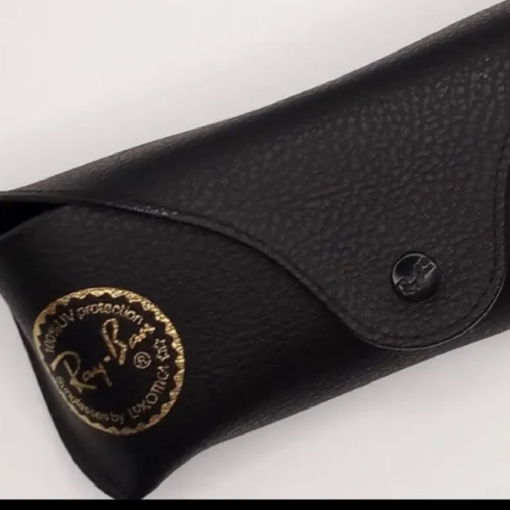 BRAND NEW 100% AUTHENTIC RAY BAN BLACK LEATHER SUNGLASSES CASE